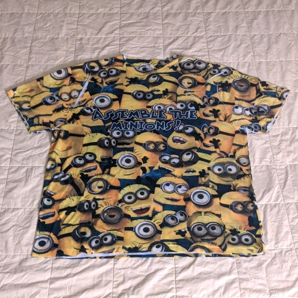 Assemble The Minions graphic tee - Picture 3 of 4
